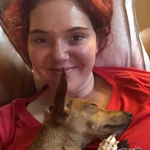 Meet your Posher, Alexis